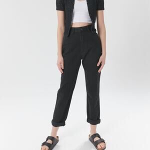 NWT urban outfitters BDG High-Waisted Mom Jean – Black Denim sz 27